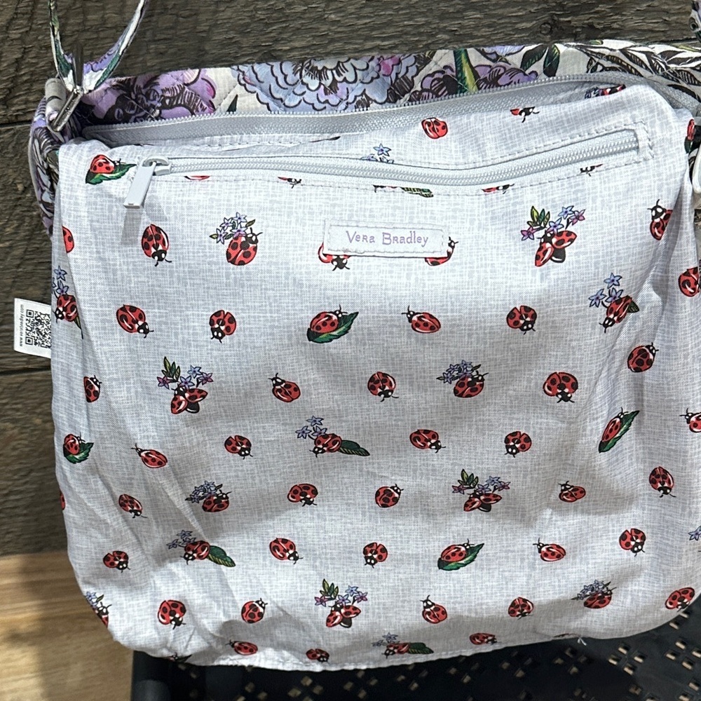 Vera Bradley Lavender Meadow Pattern Triple Zip Hipster Crossbody Bag EUC 2019 - Picture 6 of 8